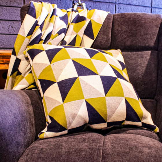 Elephant Checkered Cushion+Throw